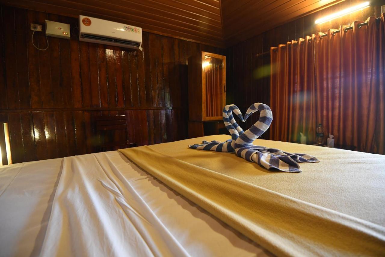 Blue Water Beach Resort Варкала Екстериор снимка