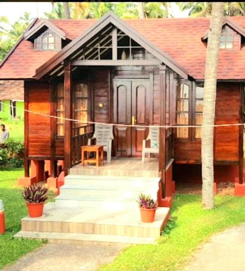 Blue Water Beach Resort Варкала Екстериор снимка