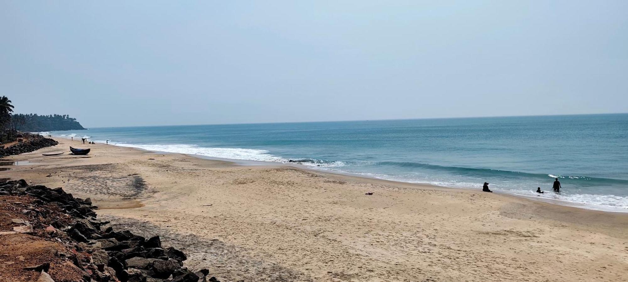 Blue Water Beach Resort Варкала Екстериор снимка