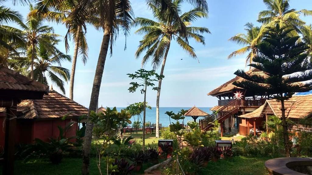 Blue Water Beach Resort Варкала Екстериор снимка