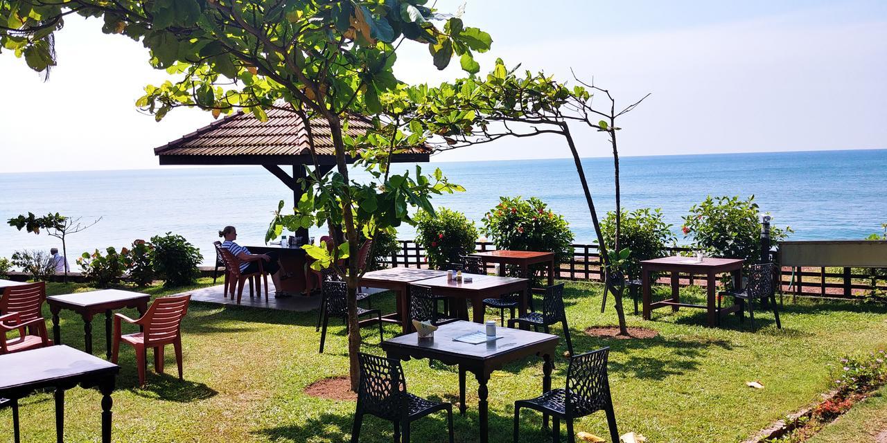 Blue Water Beach Resort Варкала Екстериор снимка